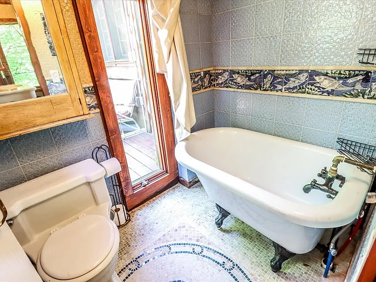 17 Hemlock Rdg — Photo 12