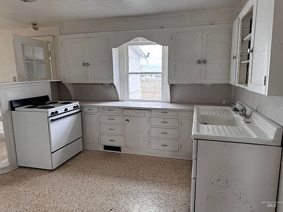 5th image of 685/699 S Park Ave E