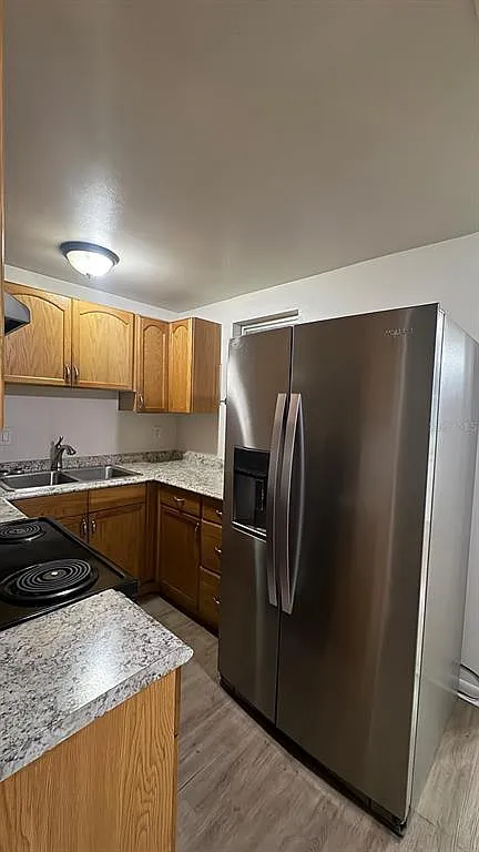 3 bed, 1.0 bath, 1242 sqft, $1,400 — Photo 3