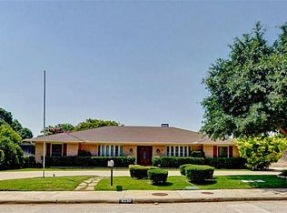 4230 Laren Ln, Dallas, TX 75244