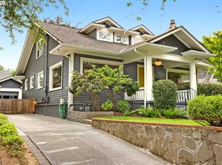514 NE Hazelfern Pl, Portland, OR