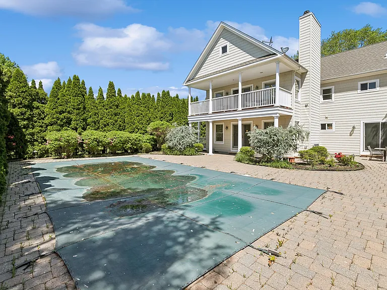 305 Captain Kidd Dr — Photo 16