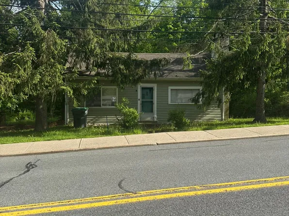 113 Dunderberg Rd, Central Valley, NY 10917