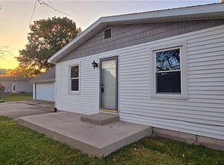 6050 Grisell Rd, Oregon, OH 43616