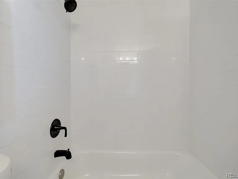 17074 E Tennessee Dr #213 — Photo 6