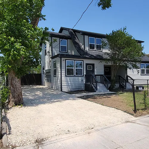 647 Hammond Ave Photo 1