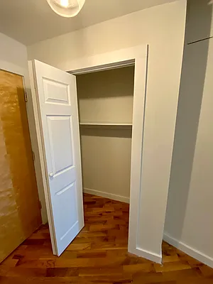 Rented by City Connections Realty | media 16