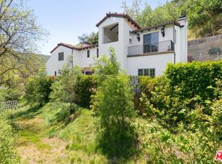 3565 Mandeville Canyon Rd, Los Angeles, CA 90049