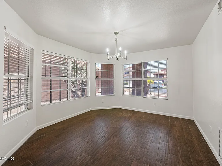 921 W Sun Coast Dr — Photo 4