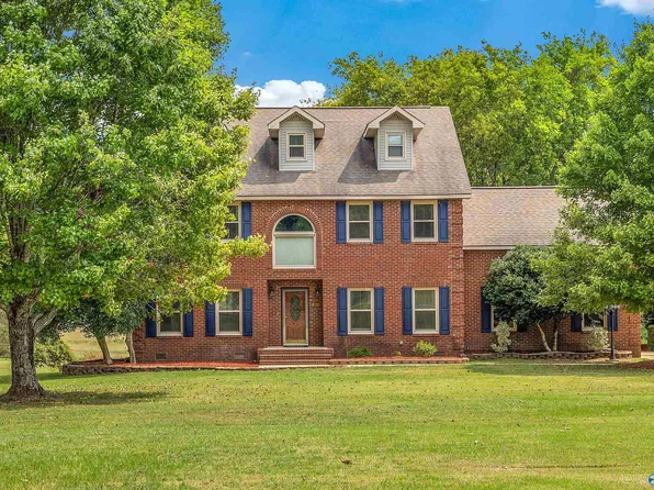 1327 Friendship Rd, Somerville, AL 35670