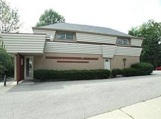 9199 Pippin Rd, Cincinnati, OH 45251