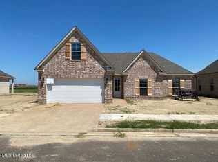 3068 Camilla Cir E, Lake Cormorant, MS 38641