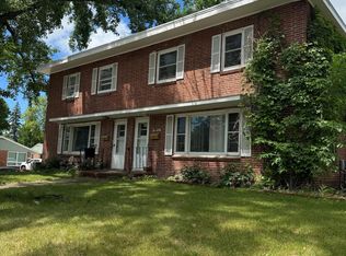 2318 7th Ave N, Grand Forks, ND 58203