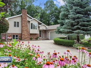 804 S Raven Rd, Shorewood, IL 60404