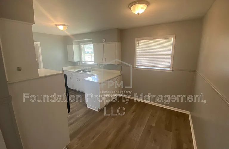 2582 Capewood Dr — Photo 6