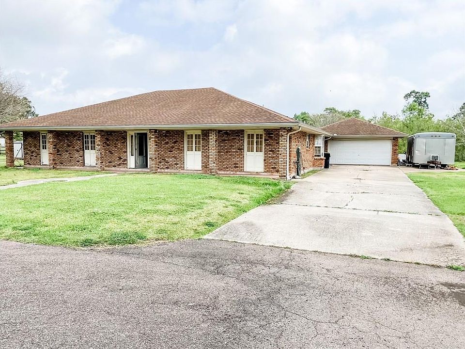 1st image of 246 Bazile Dr