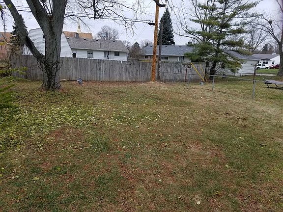 5th image of 2635 E Dorothy Ln