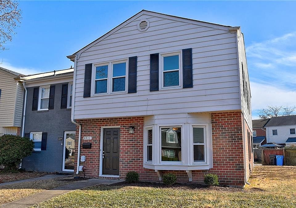 1st image of 2211 Sedgewick Dr