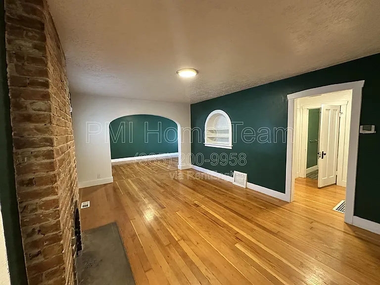 146 E 200 N — Photo 3
