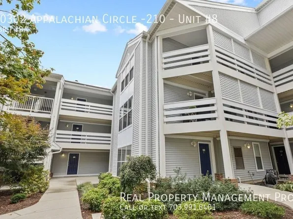 10302 Appalachian Cir Unit 210-8, Oakton, VA 22124