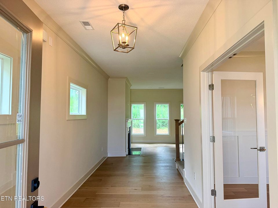 12604 Izzy Mule Ln, Knoxville, TN 37932 | Zillow