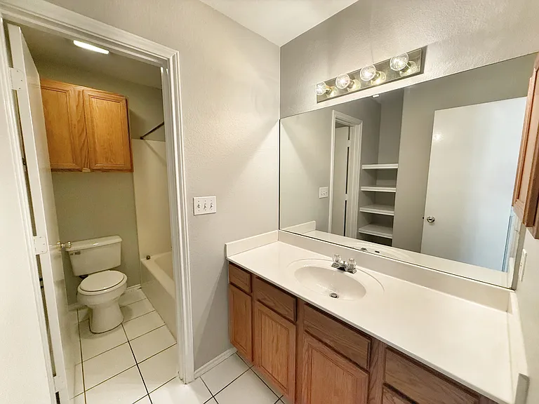 2754 FM 1044 — Photo 17