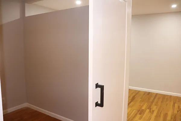 Rented by REMAX Elite | media 17