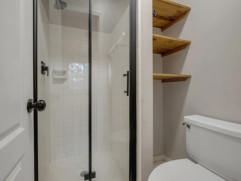 2828 Par Ln — Photo 18