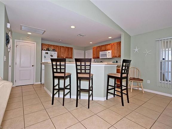 4th image of 2036 NW 7th St