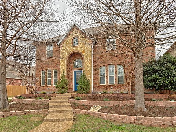 2nd image of 2324 Quiet Oak Ln