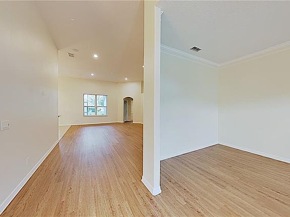 2nd image of 26615 Shoregrass Dr