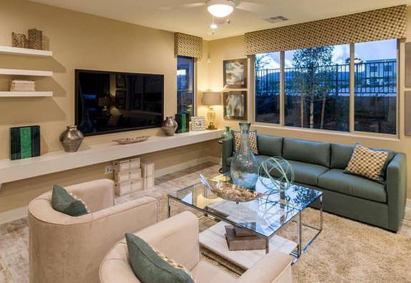 Woodside Homes - Titus Plan - MODEL HOME!