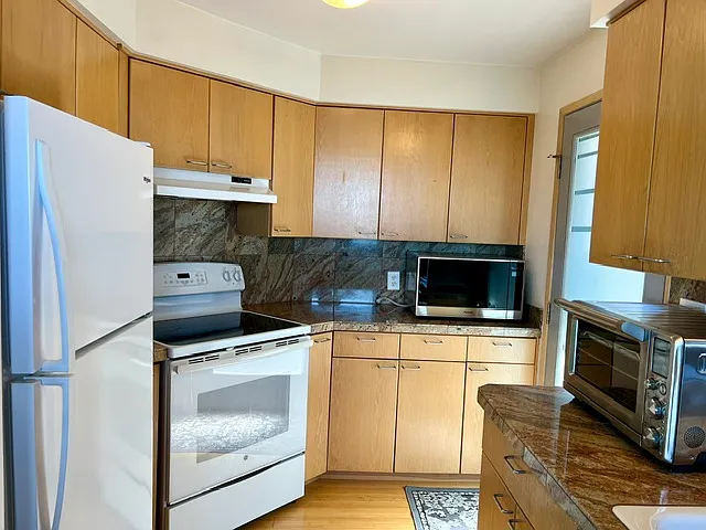 200 Forest Ln — Photo 12