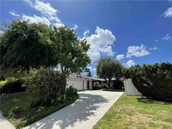 4927 Bruges Ave, Woodland Hills, CA 91364