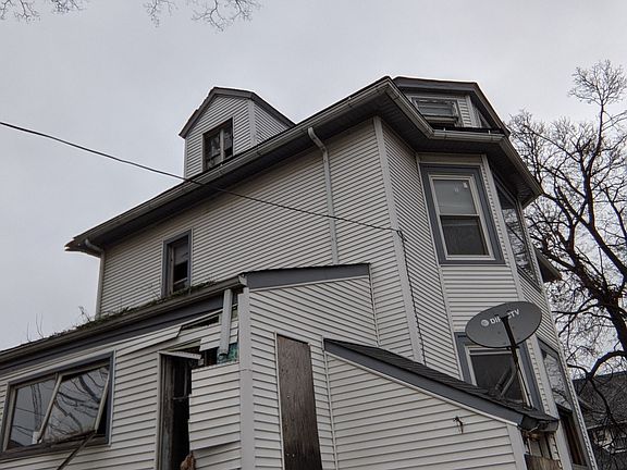2nd image of 410 S 16th Ave