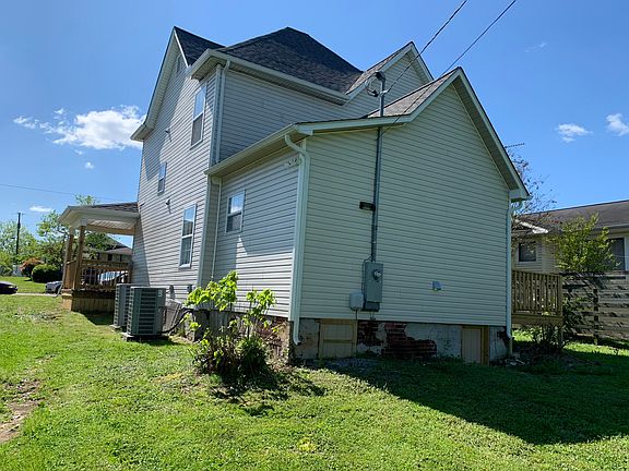 3rd image of 2339 Linden Ave