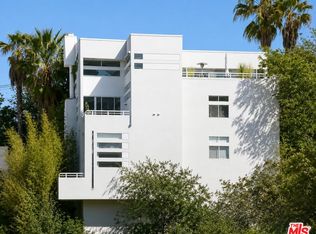 3811 Glenridge Dr, Sherman Oaks, CA 91423