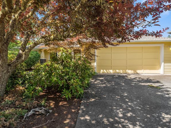 17414 95th Pl SW, Vashon, WA 98070