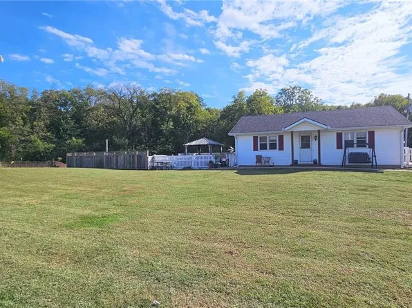 19010 State Route 45 N, Weston, MO 64098