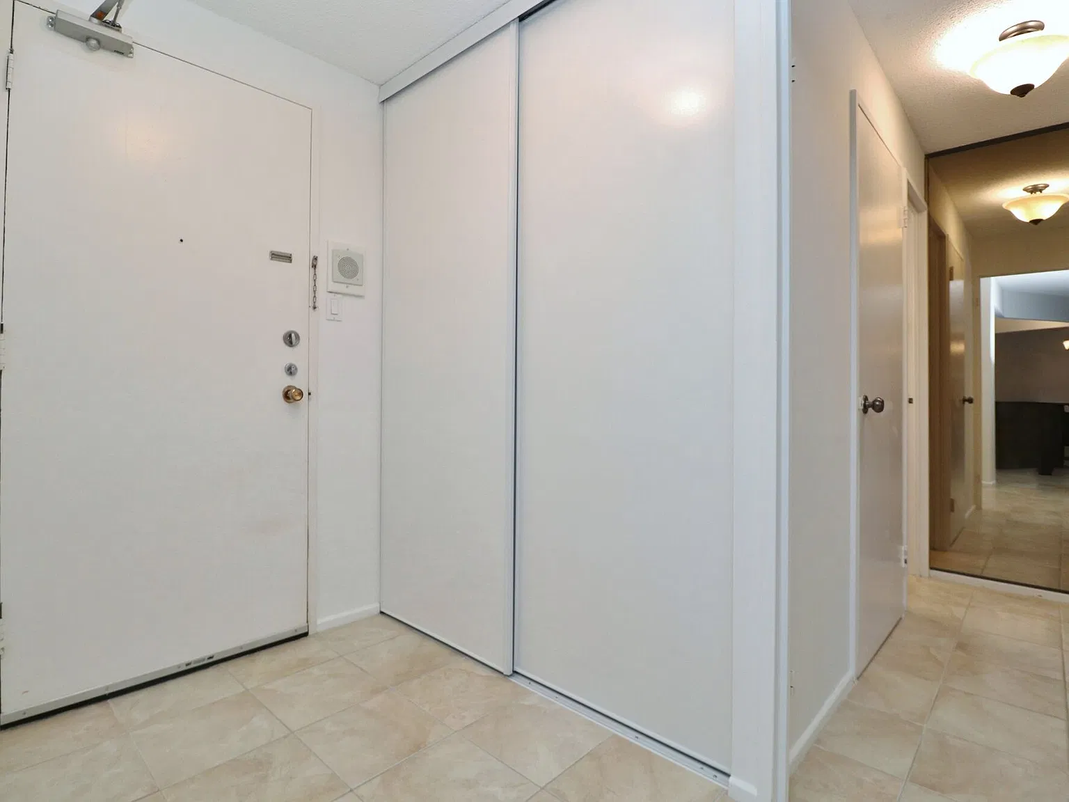 1081 Ambleside Dr #504 — Photo 4