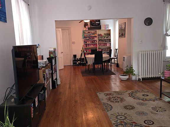 5th image of 706 Madison Ave