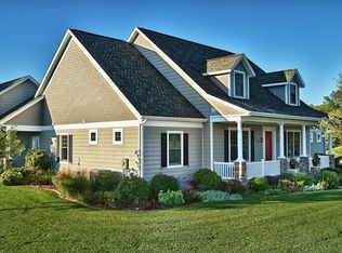 5155 Grandwood Pl W, La Crosse, WI 54601