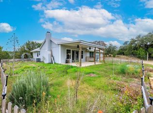 501 Frontier Ln, Bandera, TX 78003