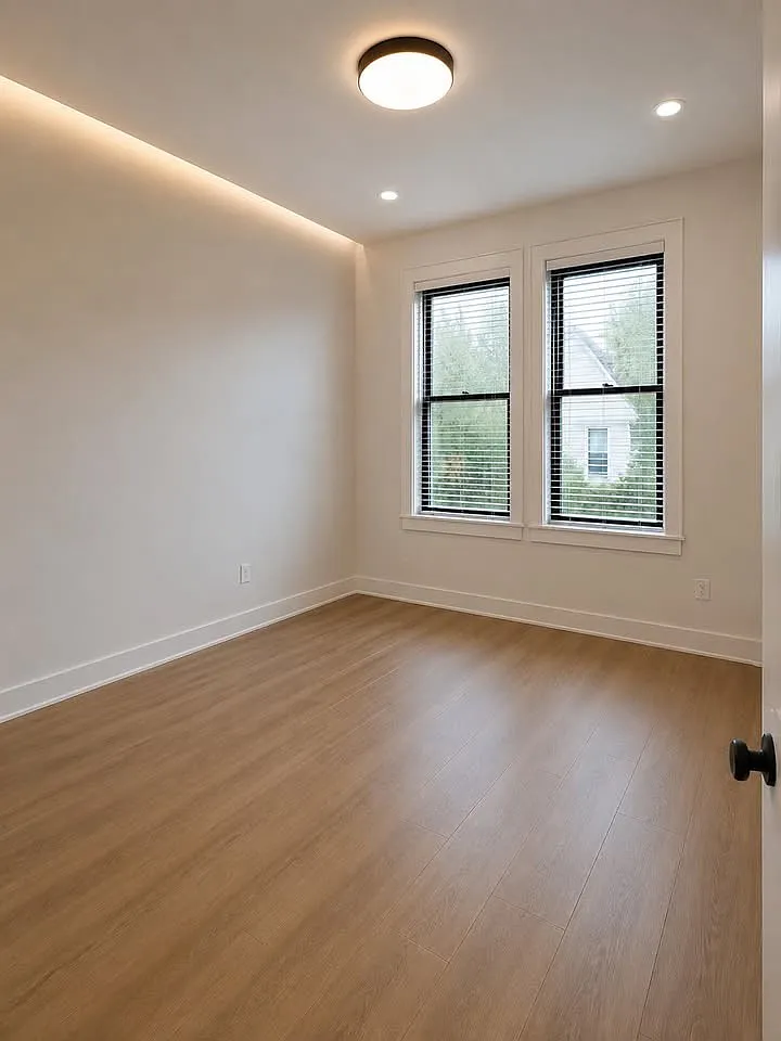 1 bed, 9999 sqft, $2,000 — Photo 3