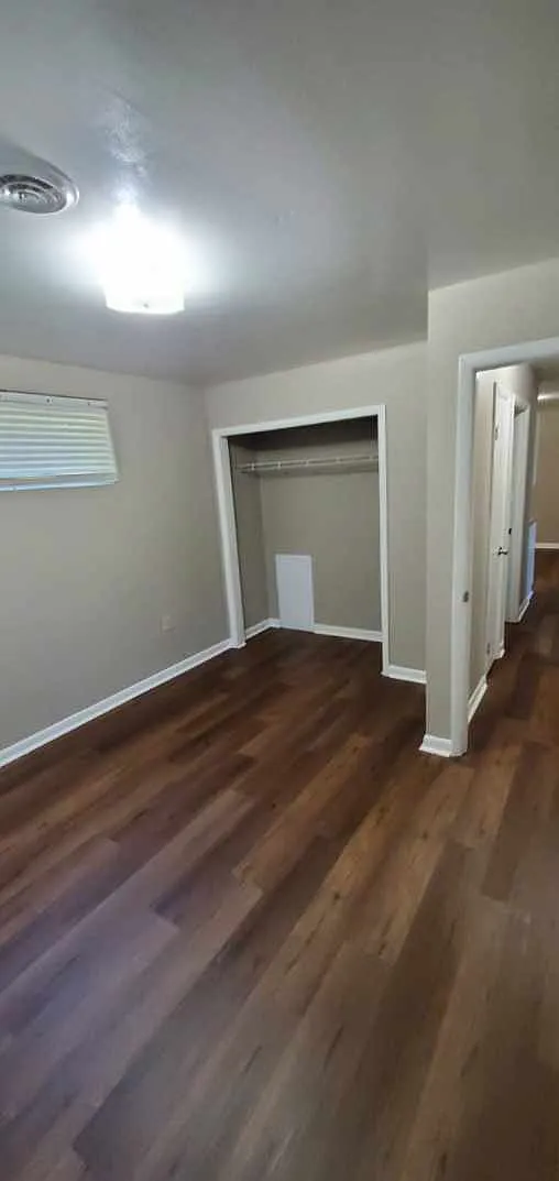 2 bed, 800 sqft, $1,250 — Photo 1