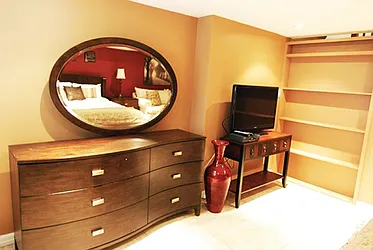 Rented by Eisenberg Exclusives