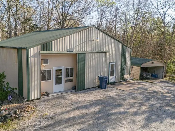 15394 Villa Dr, Monroe City, MO 63456
