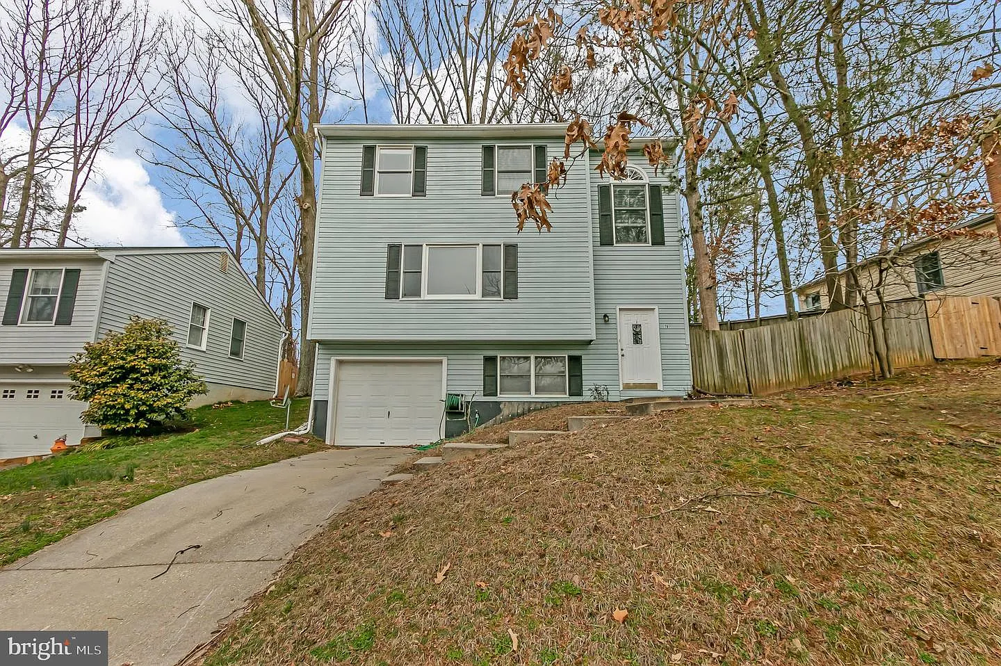 70 Stratford Dr photo 1