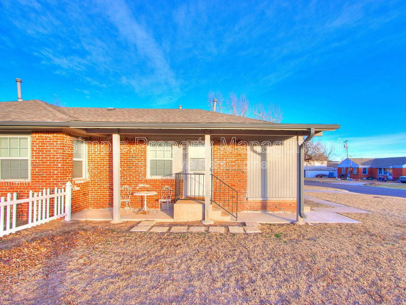 2 bed, 1.0 bath, 722 sqft, $950 — Photo 3