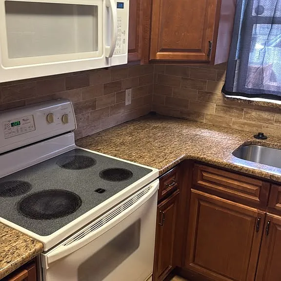3348 Howell Branch Rd — Photo 4